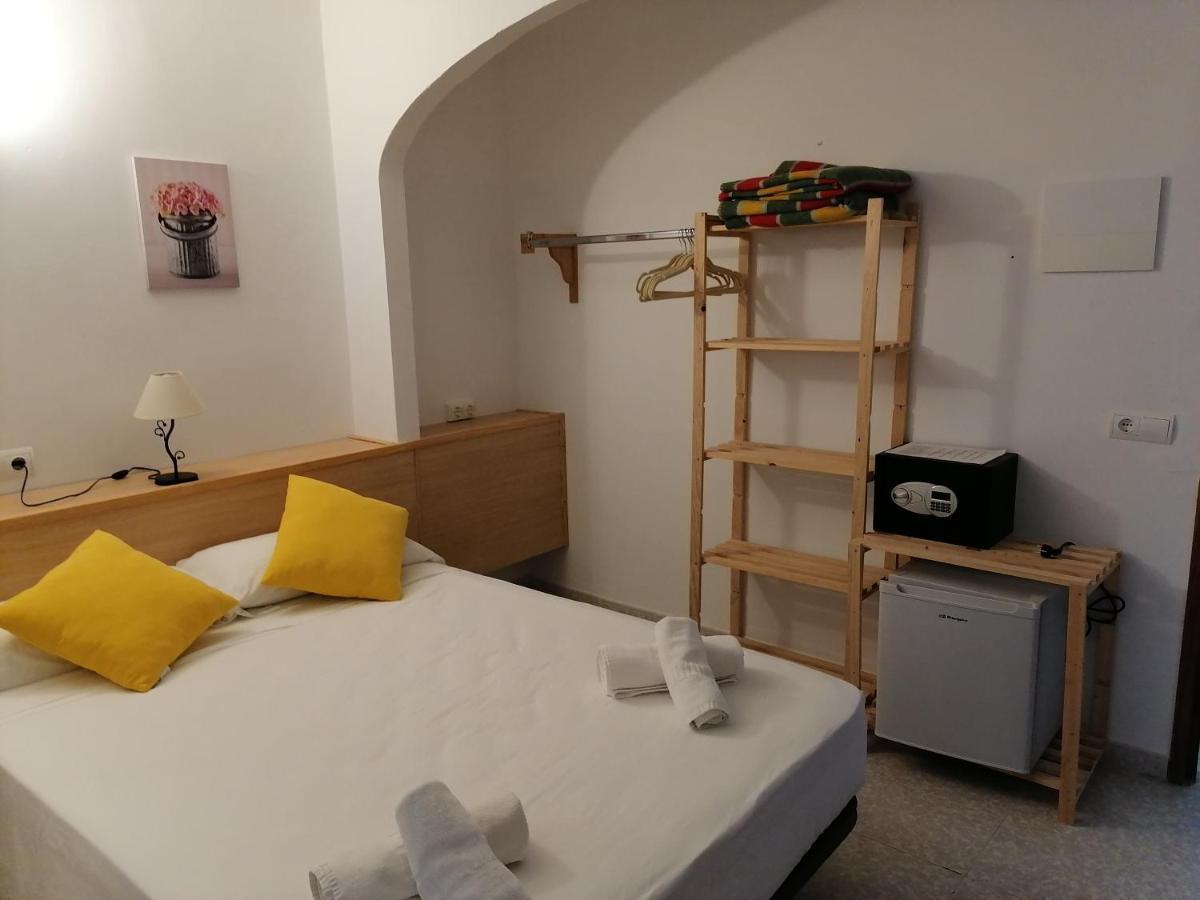 Hostal Pepe سانت فيران دي سيس روكيه المظهر الخارجي الصورة